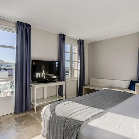 호텔 Le Fregate Provence 4*