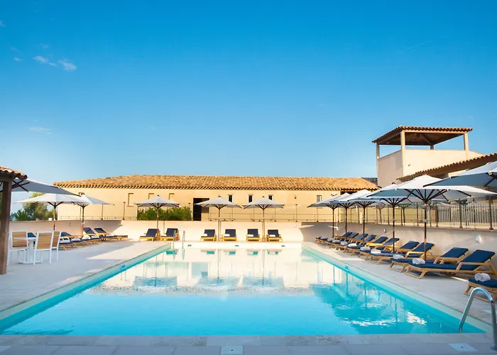 Le Fregate Provence מלון סן-סיר-סור-מר