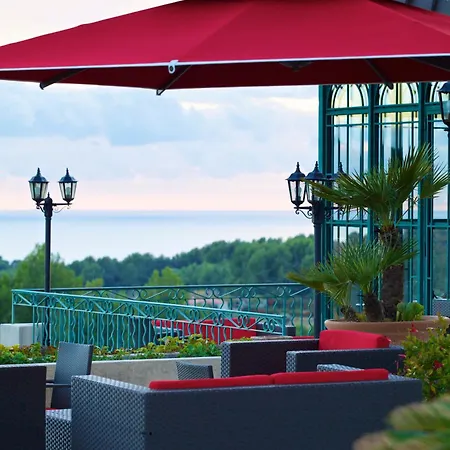 Le Fregate Provence سا سيرْ سور مير