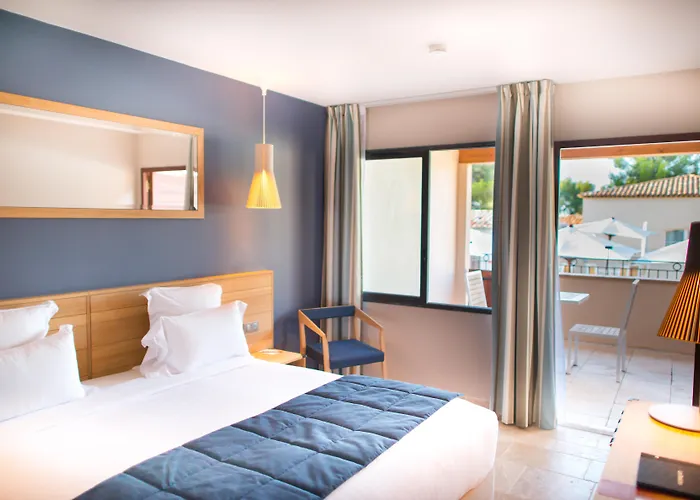 فندق Le Fregate Provence 4*