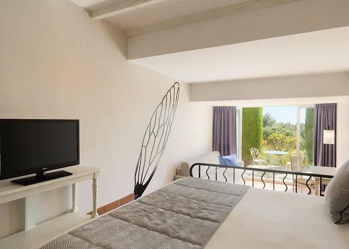 Le Fregate Provence سا سيرْ سور مير